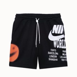 Nike World Tour Fleece shorts unisex xs!